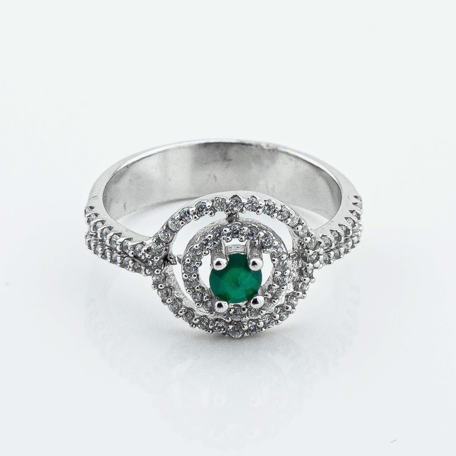 Серебряное кольцо с зеленым агатом и фианитами k111890, 18 размер