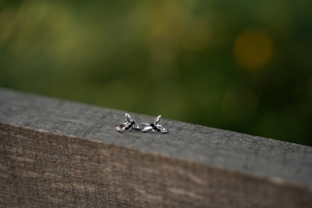 Срібні сережки "Бабка" з чорними фіанітами англійський замок Арт. с23100, Чорний