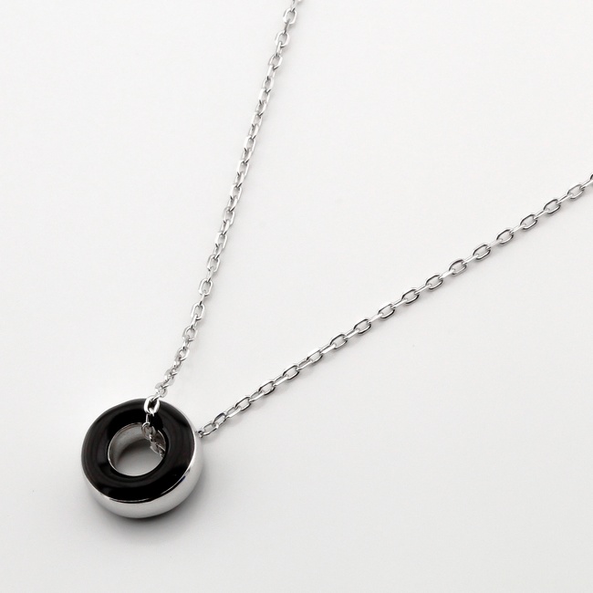 Серебряное колье Кольцо малое с черной керамикой KO14367, 40 размер