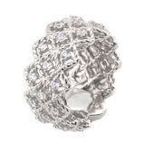 Эксклюзивное серебряное кольцо широкое волнистое с фианитами K11733, 16,5 размер