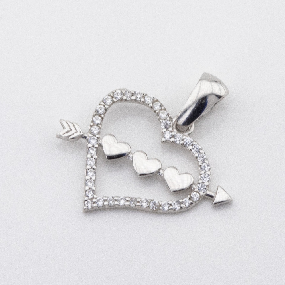 Серебряная подвеска Сердце стрела с белыми фианитами P13778, Белый
