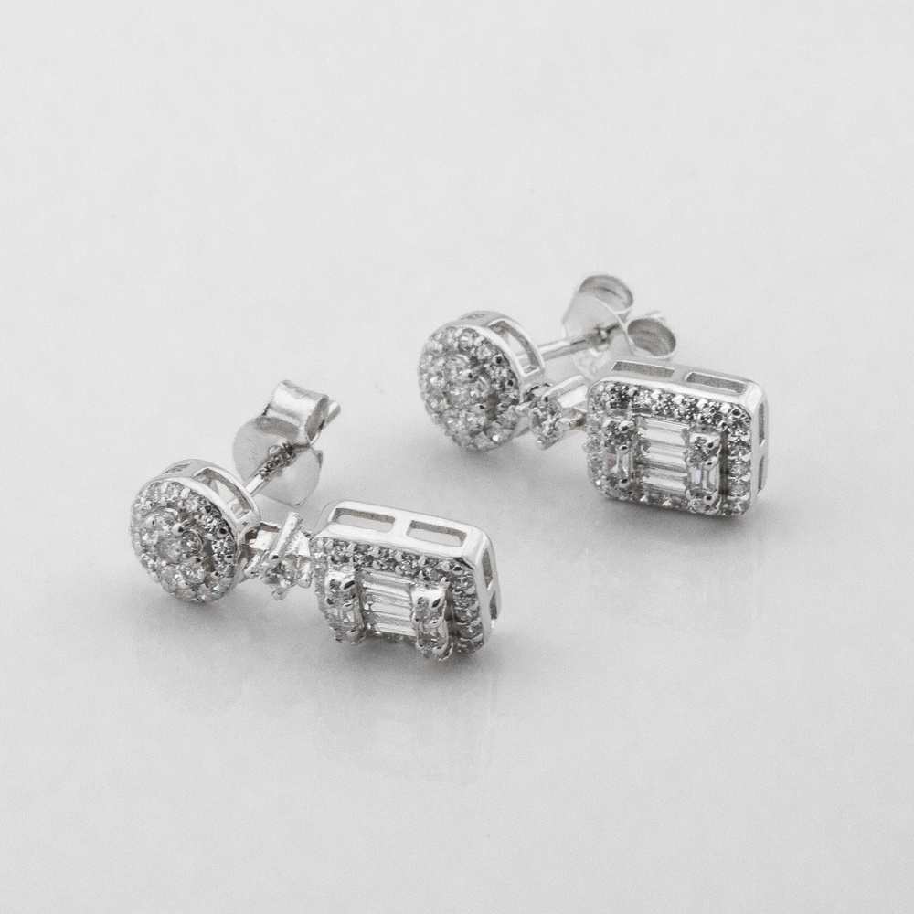 Серебряные сережки-пусеты подвески Прямоугольники с белыми фианитами c121600, Белый
