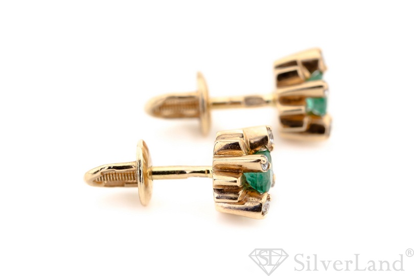 Золоті сережки-гвоздики (пусети) зі смарагдами та фіанітами в формі квітки 12772-3, Зелений|Білий