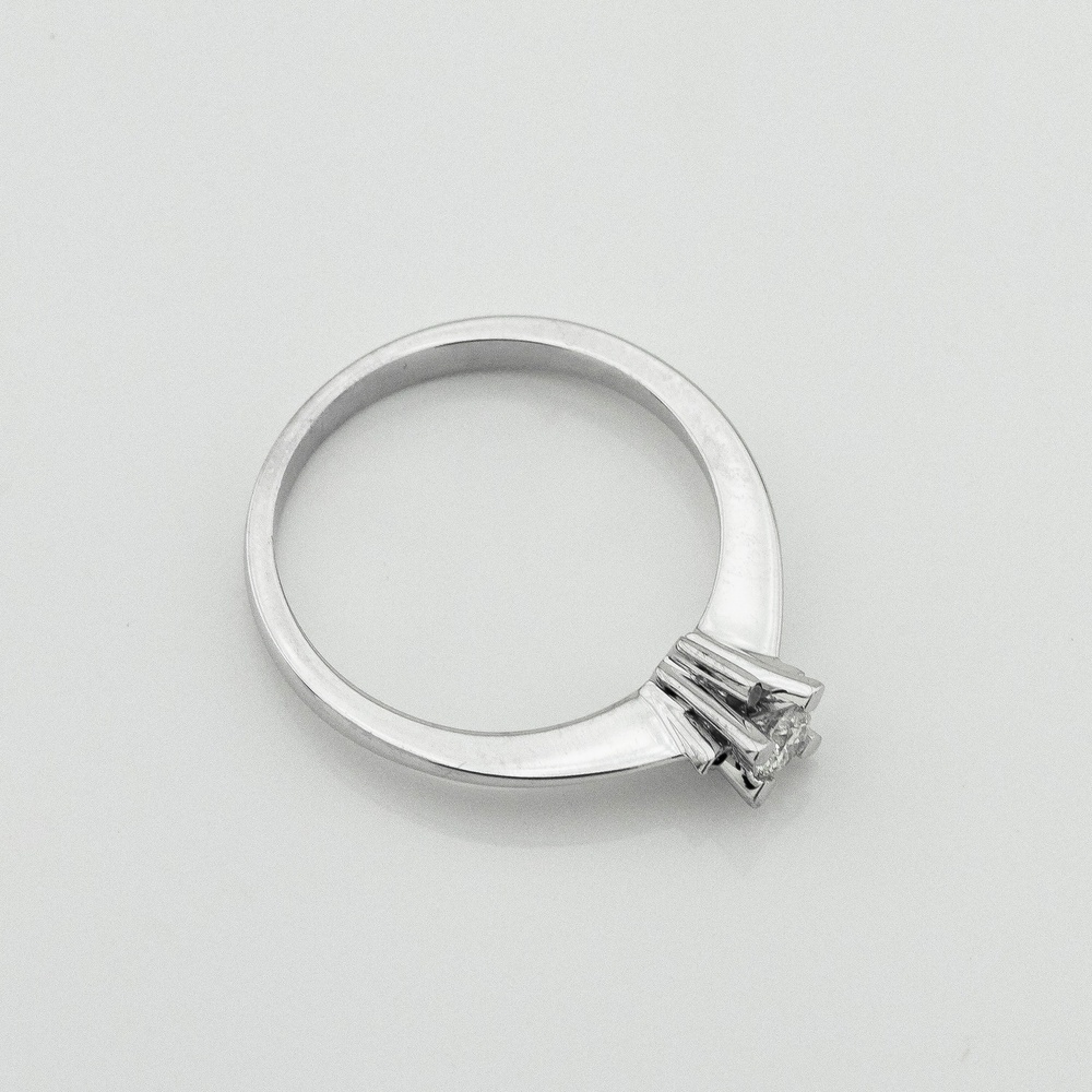 Золотое кольцо с одним бриллиантом ro11542, 16 размер