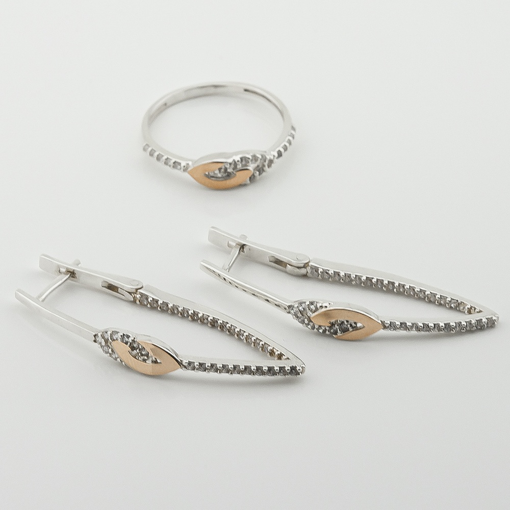 Серебряное кольцо с фианитами с золотыми накладками к970ф, 18 размер