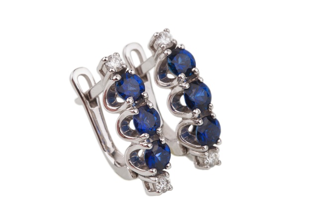 Сережки доріжки з білого золота з синіми сапфірами та діамантами EO06060, Синій|Білий