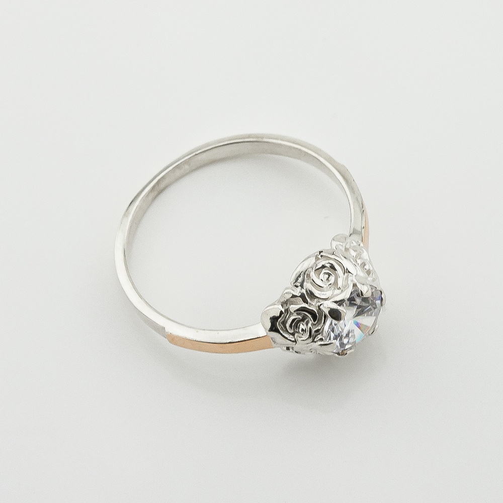 Серебряное кольцо с фианитами с золотыми накладками к734ф-1, 17,5 размер