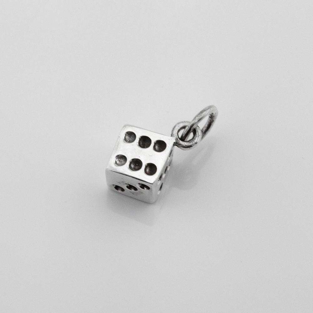 Срібна підвіска Гральний кубик без каменів p13796-2