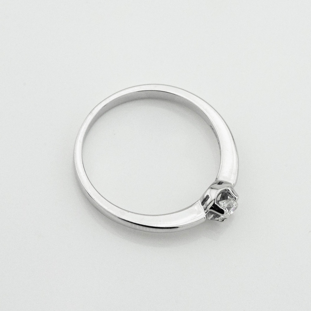 Золотое кольцо с одним бриллиантом ro11532, 16 размер