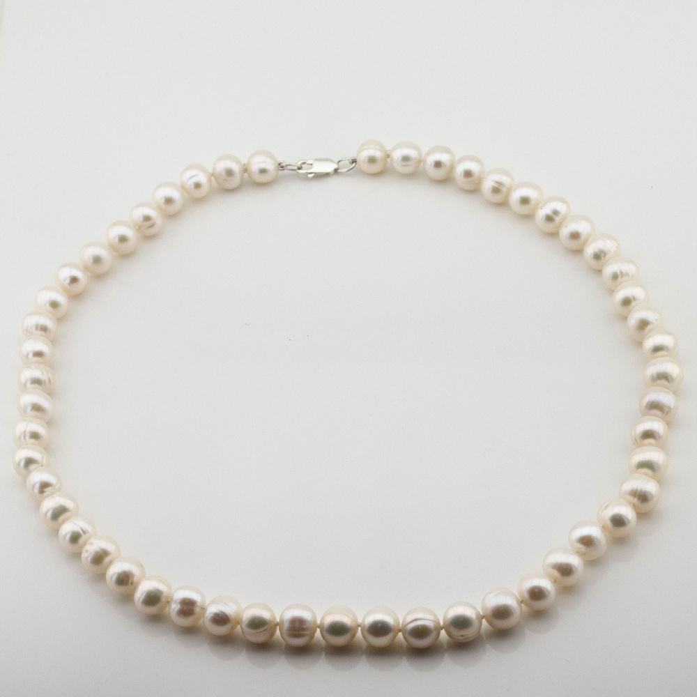 Намиста із білих перлів зі срібною застібкою п-15, 45 розмір