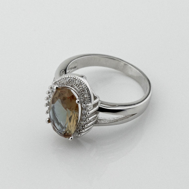 Серебряное кольцо Овал с султанитом и фианитами 3101984, 16 размер