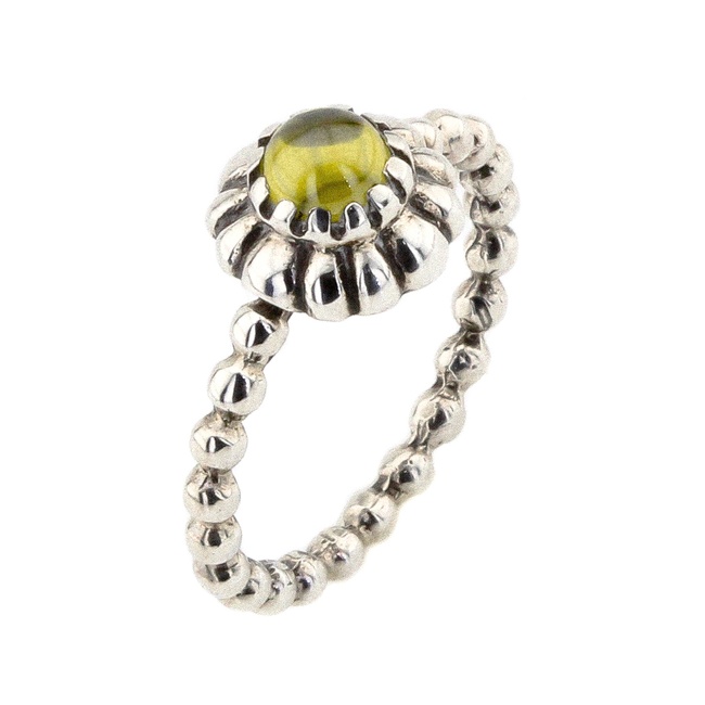 Серебряное черненое кольцо шариками с выступающим желтым фианитом 11001п, 17,5 размер