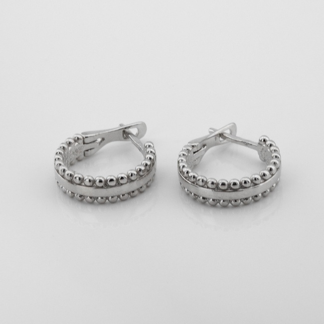 Срібні сережки
Кільця без каменів
c121489