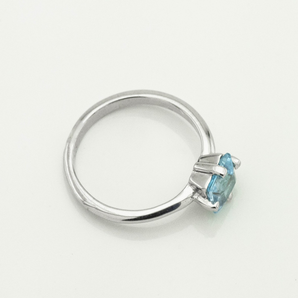 Серебряное кольцо Квадрат с топазом 3101943-4top, 16 размер