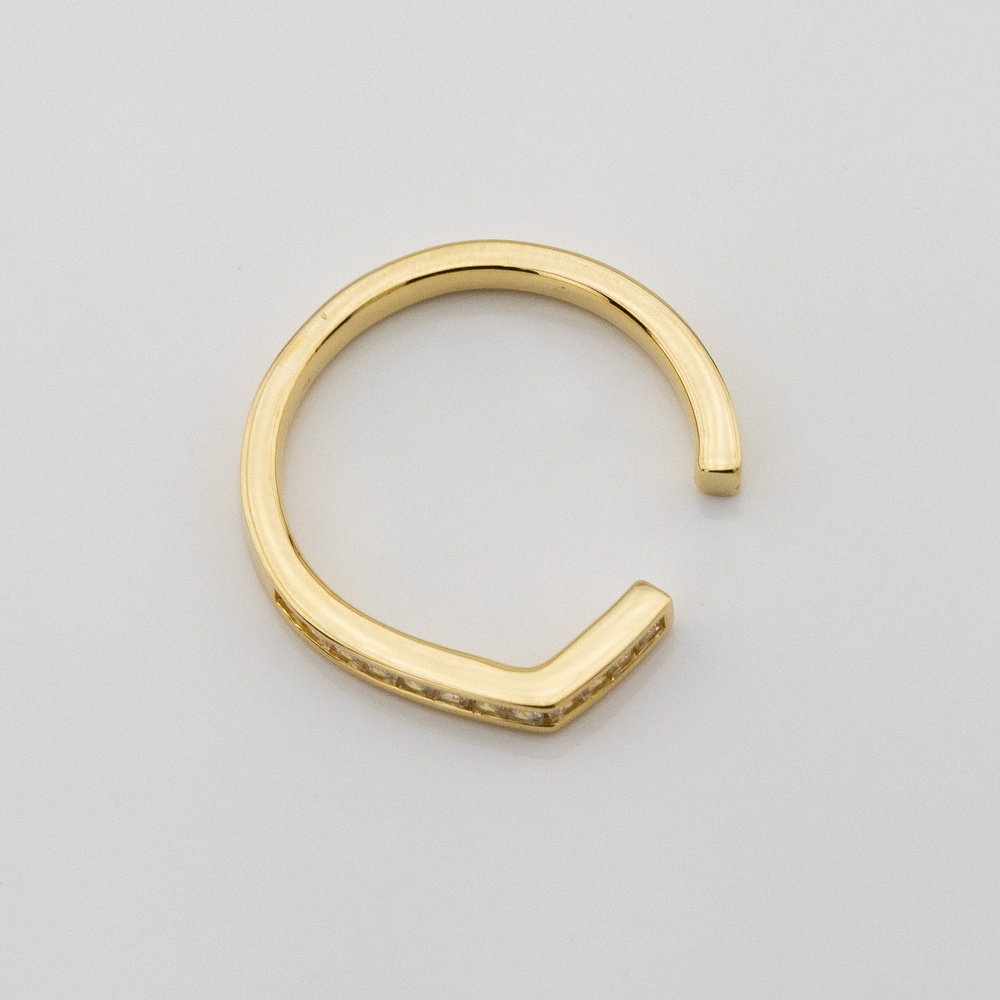 Серебряное кольцо Дорожка с фианитами незамкнутое k111607, 16 размер