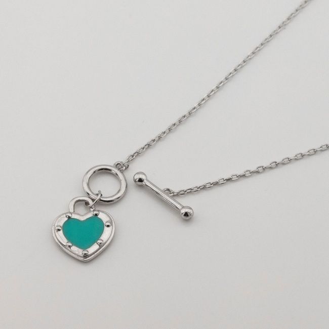 Серебряное колье Сердечко с зеленой эмалью ko14503, 40 размер