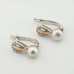 Срібні сережки з перлами та фіанітами із золотими накладками с899ж