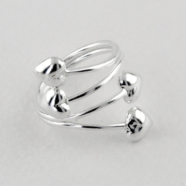 Серебряное кольцо спираль с сердечками K11881, 16 размер