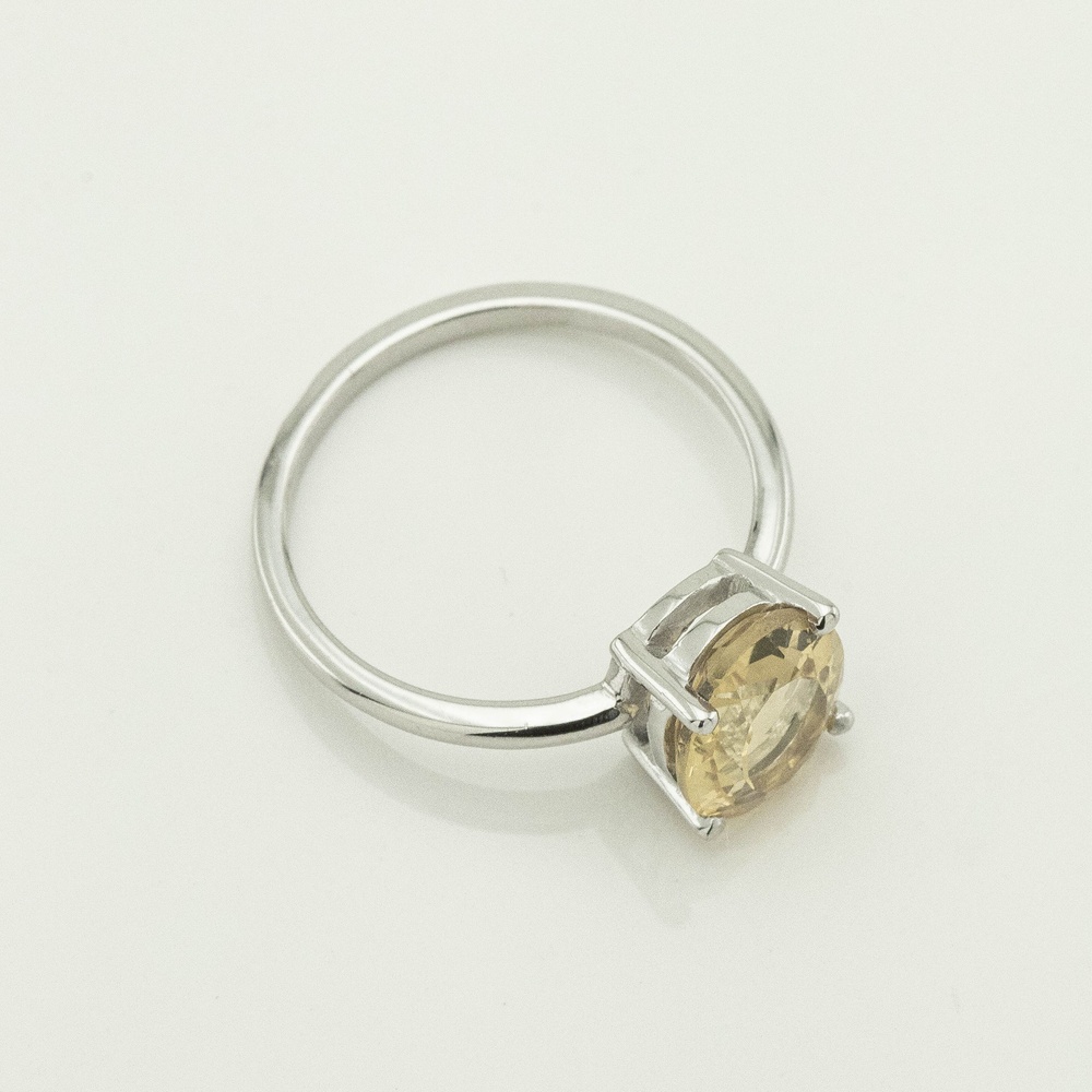 Серебряное кольцо Овал с цитрином 3101924-4citr, 17 размер