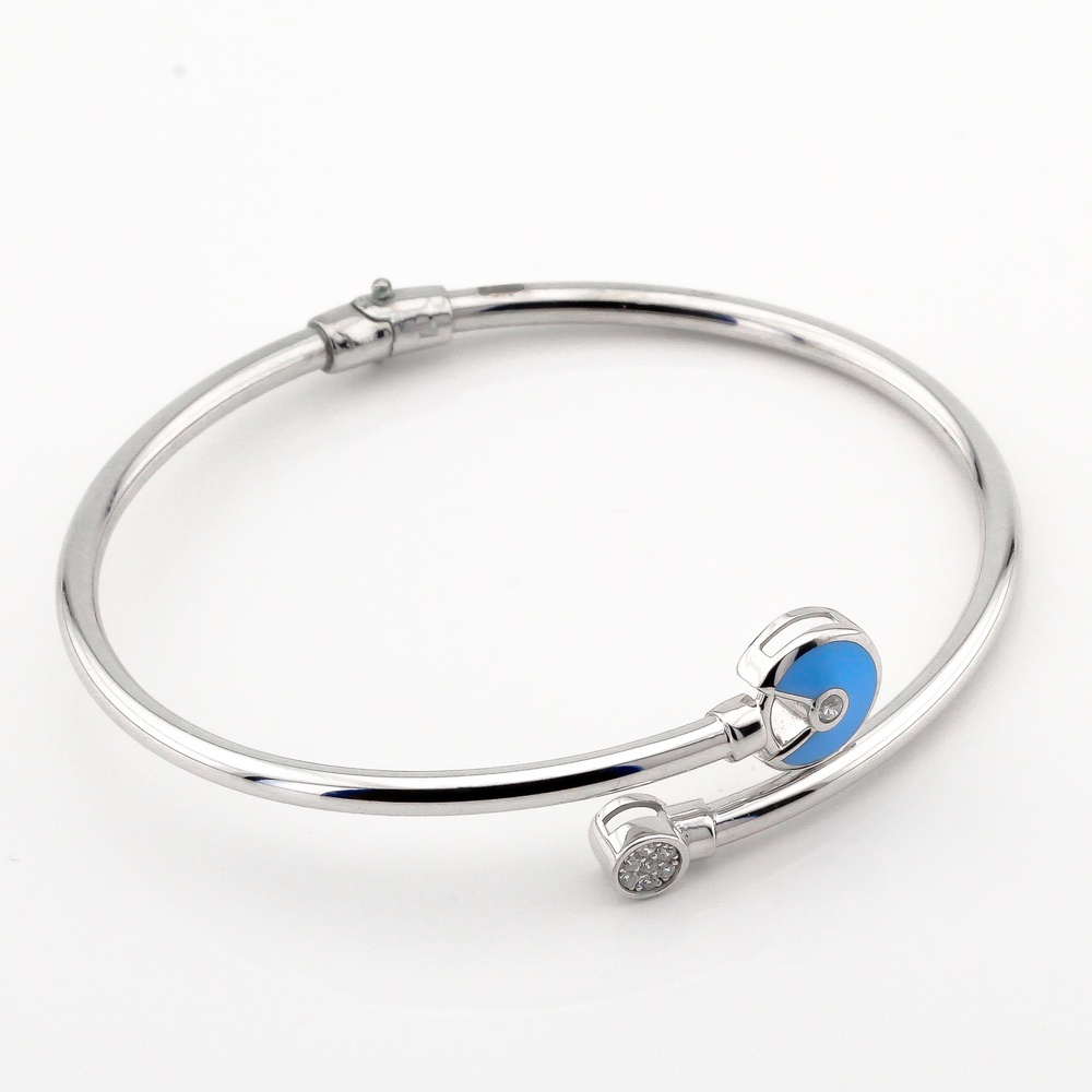 Жесткий серебряный браслет Диск тонкий гладкий (эмаль голубая; фианиты) B15602