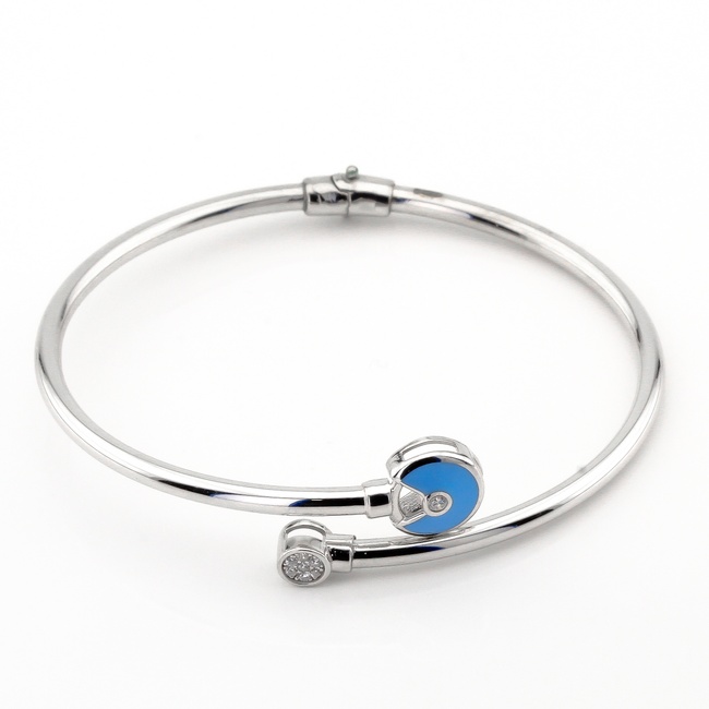Жесткий серебряный браслет Диск тонкий гладкий (эмаль голубая; фианиты) B15602