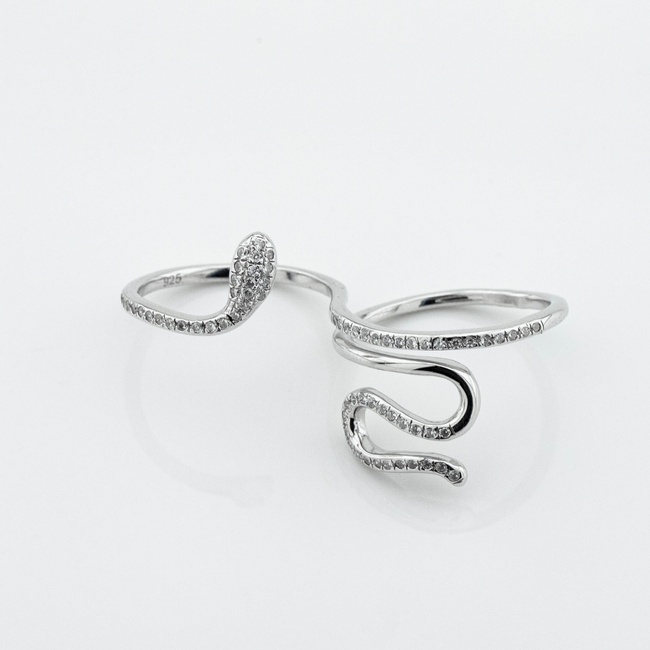 Серебряное двойное кольцо Змейка с фианитами 3101944, 16 размер
