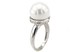 Серебряное классическое кольцо с выступающим жемчугом 11477, 18 размер