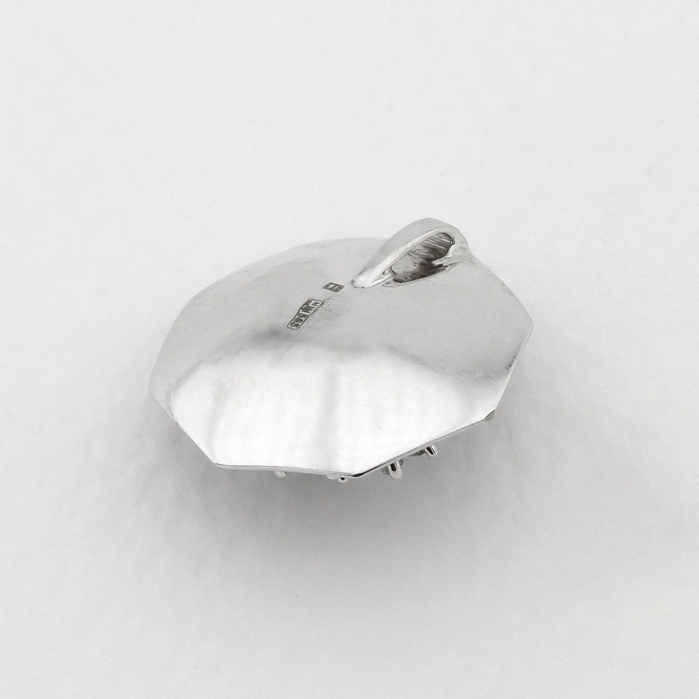 Кругла підвіска у вигляді квітки з діамантами РО01279, Білий