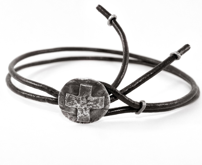 Шкіряний браслет-шнурок зі сріблом гудзик з хрестом EJ Joss 4031/EJb чорний