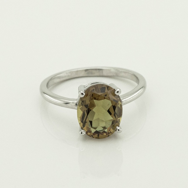 Серебряное кольцо Овал с султанитом 3101924-4su, 16 размер