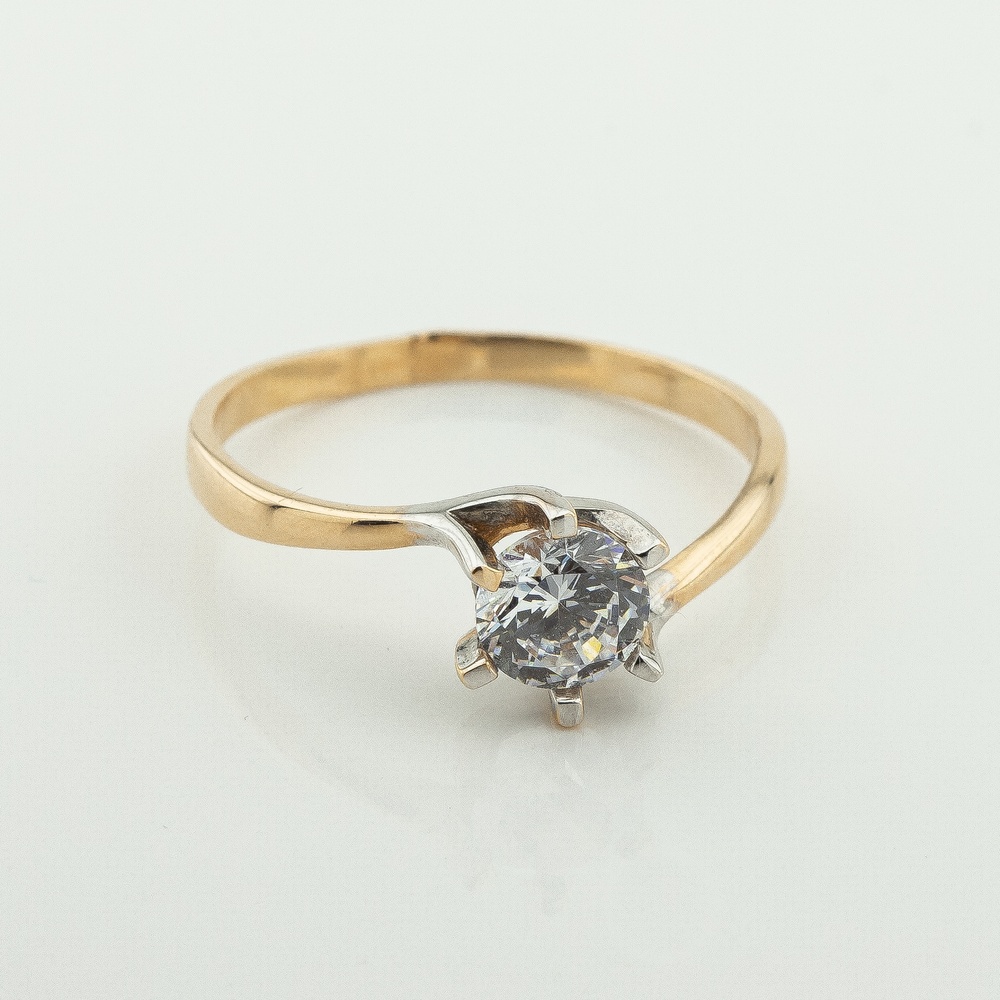 Золотое кольцо с фианитом k111847, 19 размер