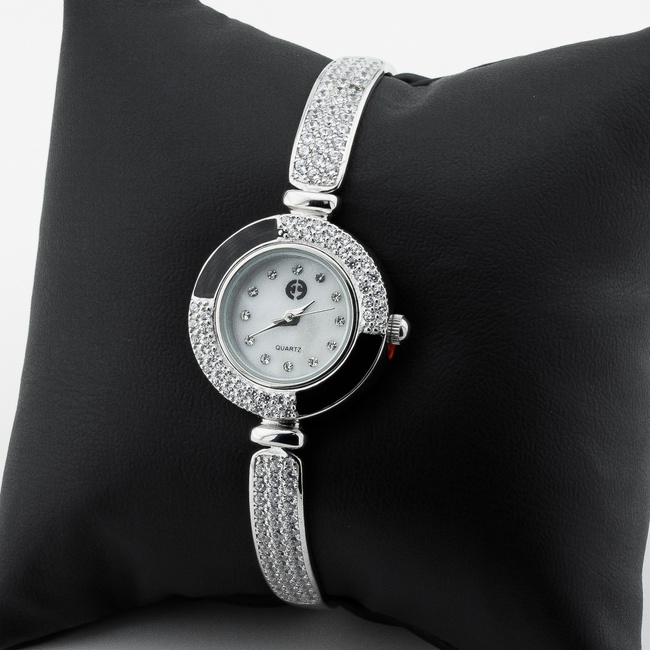 Серебряные часы женские с фианитами и эмалью (круглые) watch028, Белый|Черный