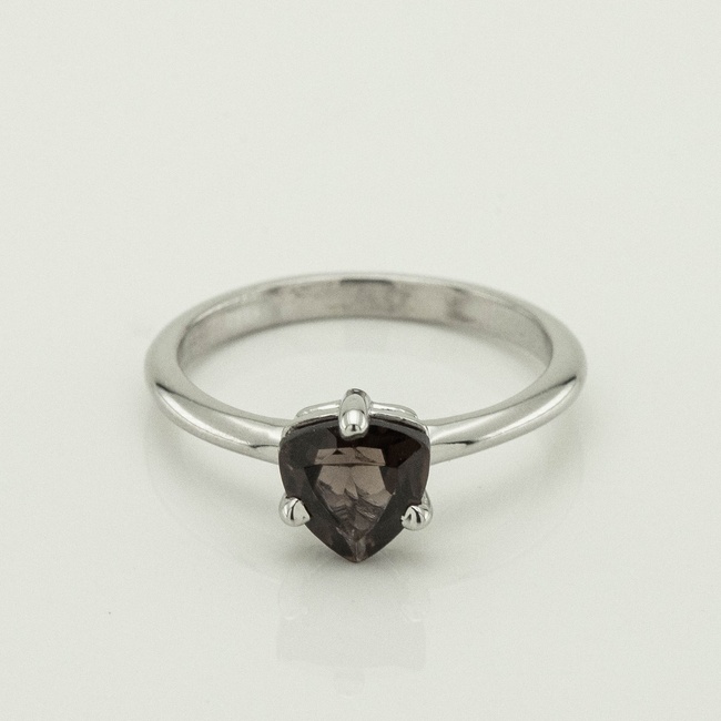 Серебряное кольцо Триллион с дымчатым кварцем 3101994-4sq, 17 размер