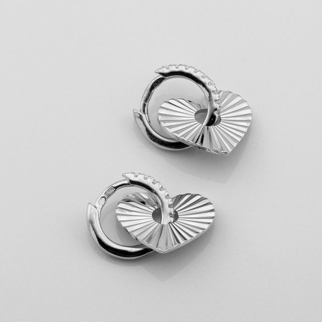 Серебряные серьги Сердечки 3202384, Белый, 22