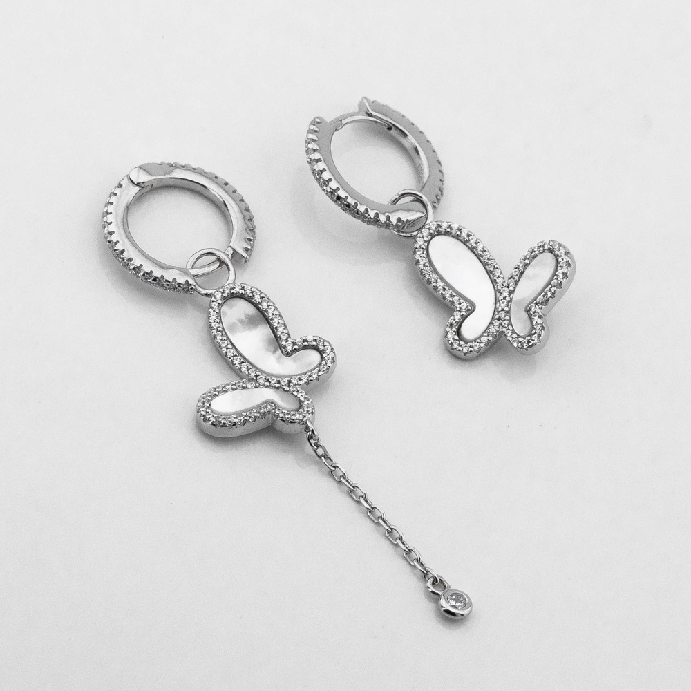 Срібні сережки-кільця з підвісками Метелики (різні) c121671, Білий
