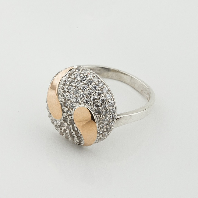 Серебряное кольцо с фианитами с золотыми накладками к650ф, 17 размер