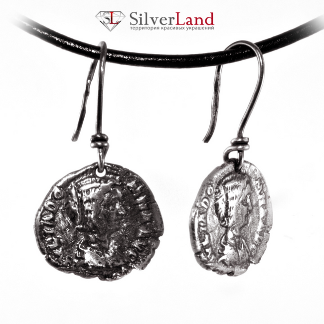 Серебряные серьги-висюльки петлей с чернением "EJ Ave Caesar" в виде древнеримских денариев Арт. 2005/EJ