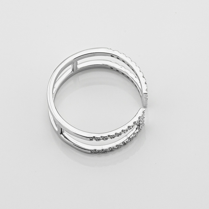 Золотое кольцо двойное открытое Дорожки с бриллиантами в белом золоте 111083-2dia, 15,5 размер