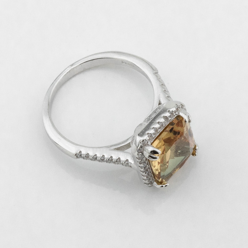 Серебряное кольцо Камень с султанитом и фианитами K111685, 15,5 размер