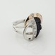 Серебряное кольцо с авантюрином и фианитами с золотыми накладками к2060нк, 16,5 размер