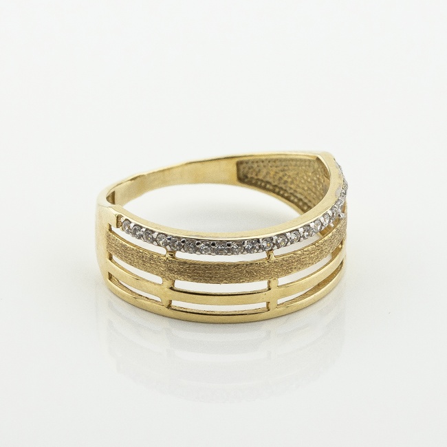 Золотое кольцо с фианитами k111801, 18 размер