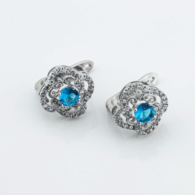 Серебряные серьги Цветок с голубыми фианитами 1466сц32