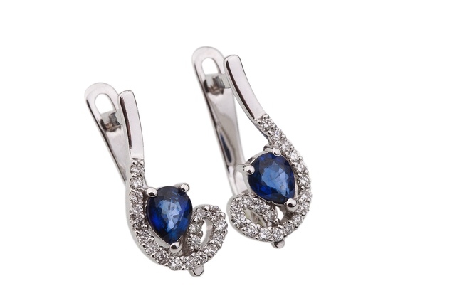 Сережки з синіми сапфірами (груша) та діамантами в білому золоті EO09739, Синій|Білий